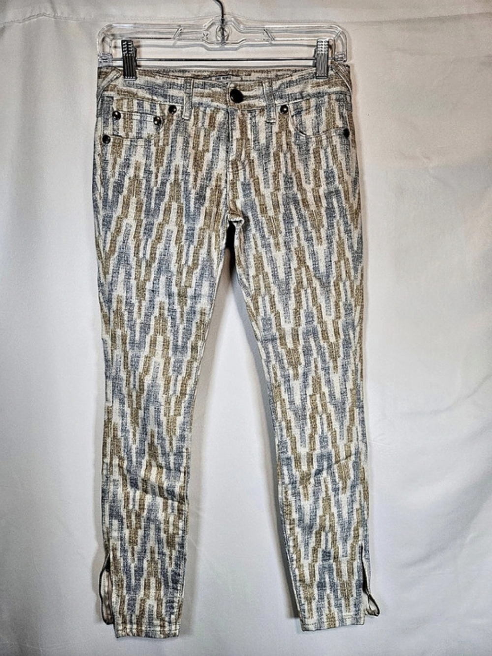 Free People Abstract Skinny Jeans in Blue & Brown Waist 24
